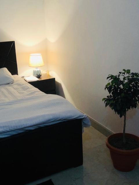 Apartamento Tattva 2 Varanasi Exterior foto