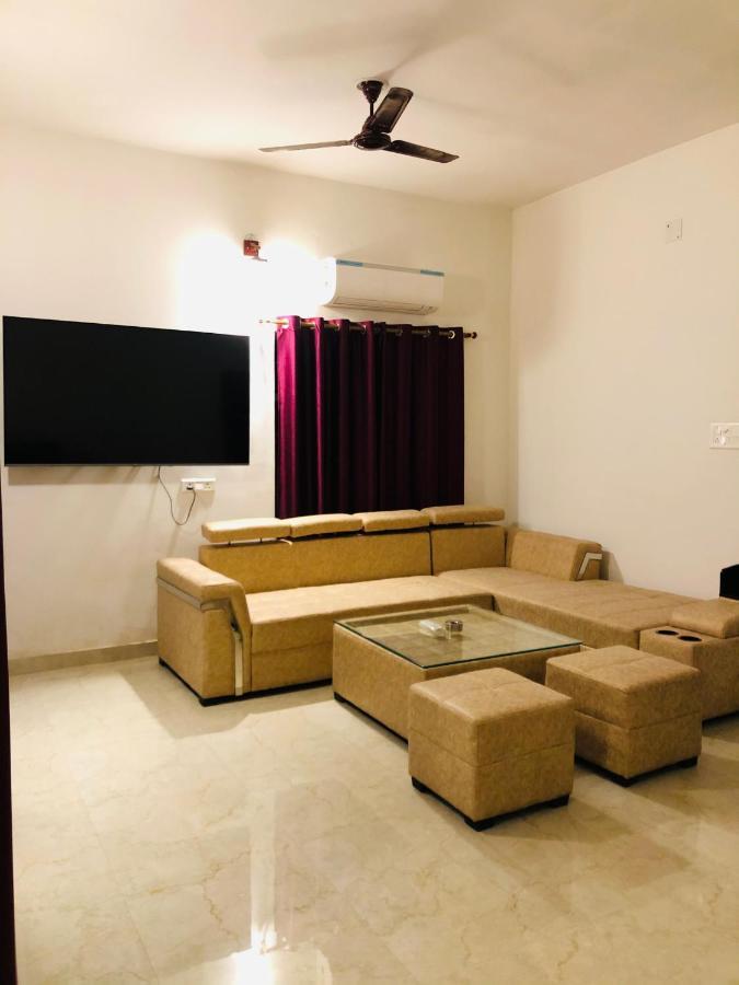 Apartamento Tattva 2 Varanasi Exterior foto