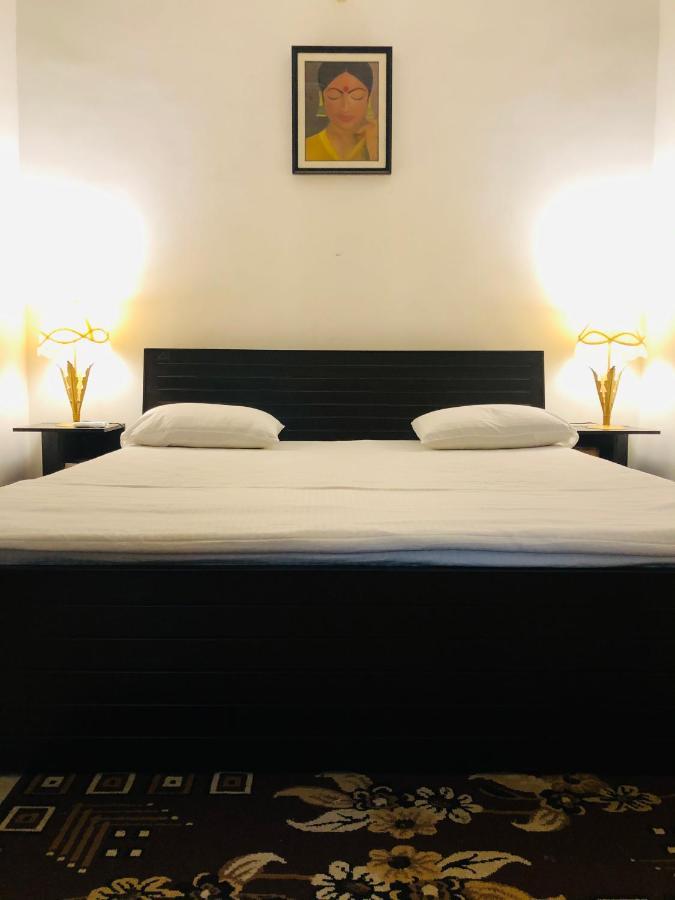 Apartamento Tattva 2 Varanasi Exterior foto